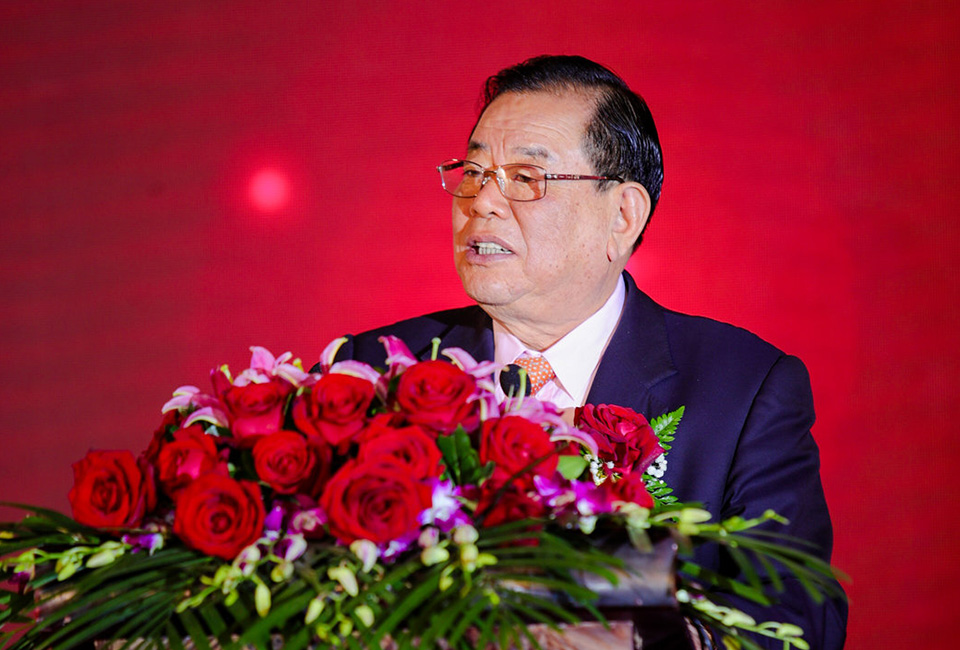 德業(yè)人將用心堅(jiān)守使命,<br>為實(shí)現(xiàn)夢想不懼櫛風(fēng)沐雨、砥礪前行。